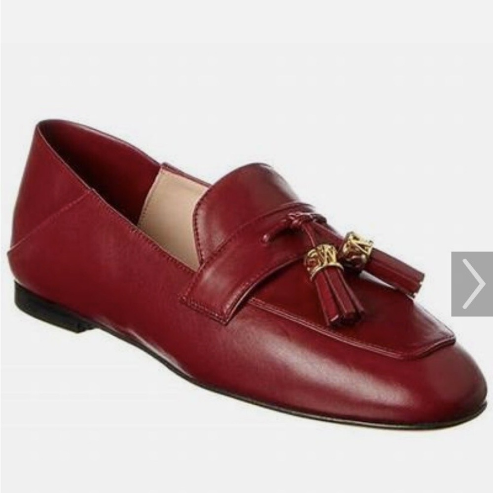 Stuart Weitzman - Burgundy Loafers with Tassel Detail